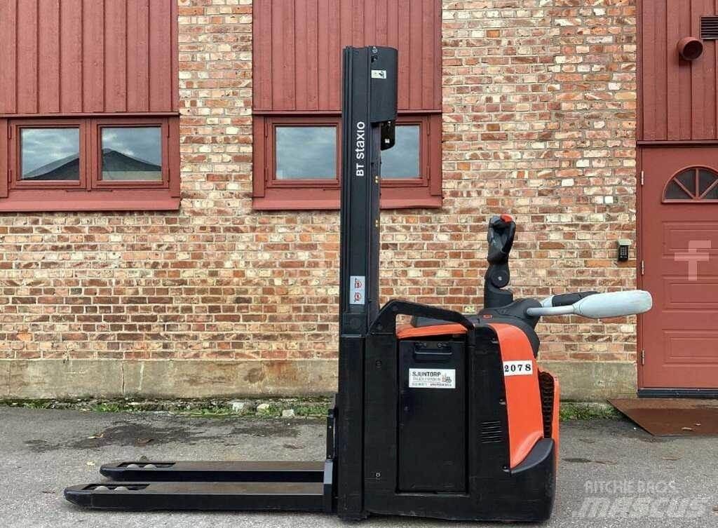 BT SPE 120 L Transpallet uomo a terra