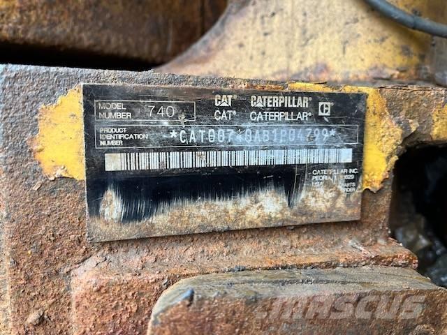 CAT 740 Dumpers articolati