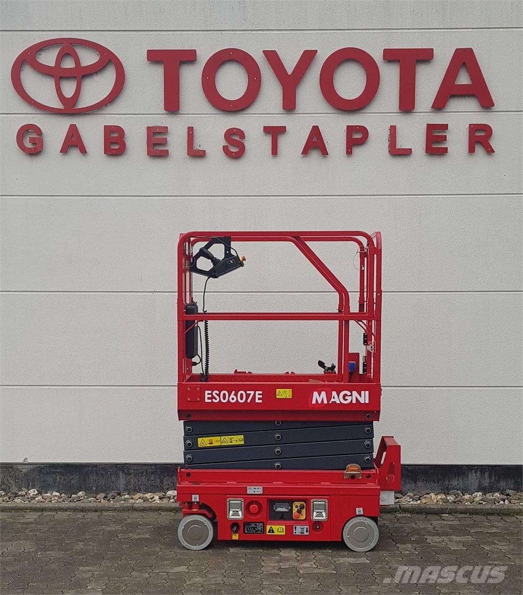 Magni ES0607E Piattaforme a pantografo