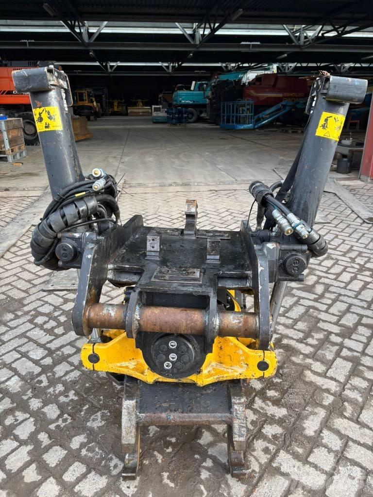 Engcon EC 233 Pale a rotazione