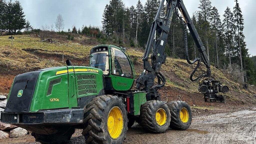 John Deere 1270 E Abbattitrici, Disboscatrici