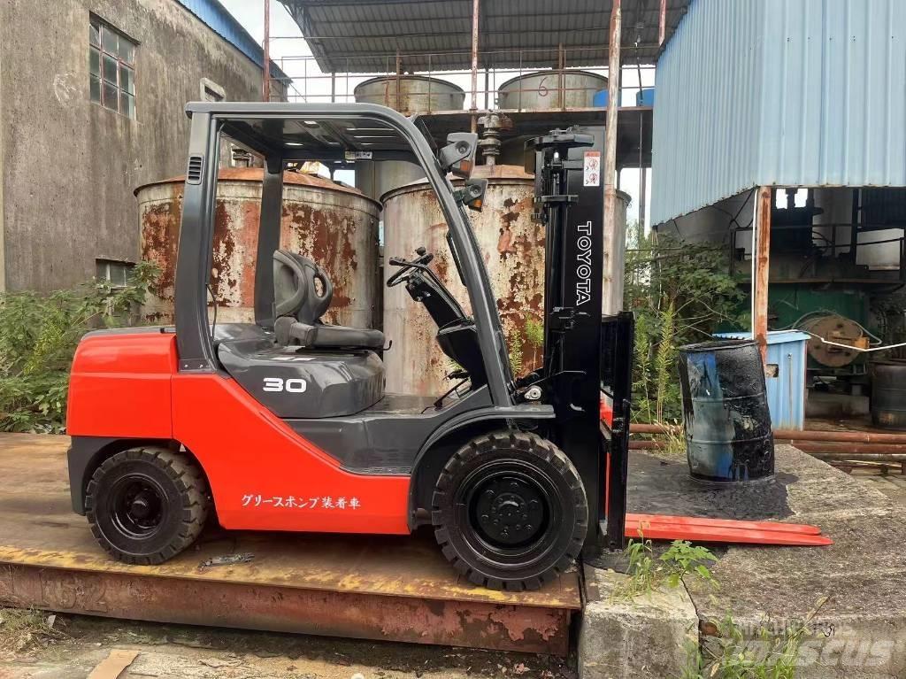 Toyota FD 30 Carrelli elevatori diesel