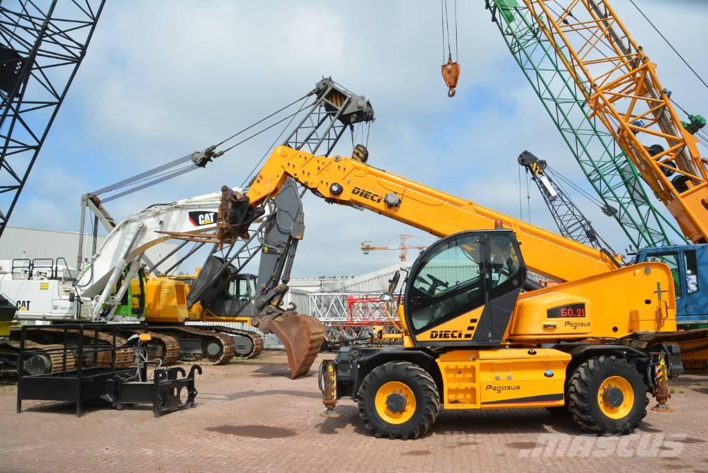 Dieci Pegasus 50.21 Sollevatori telescopici
