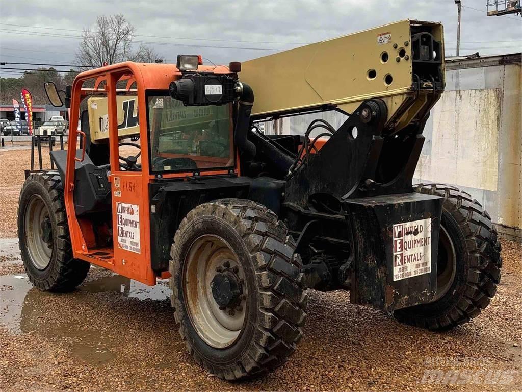 JLG G6-42A Sollevatori telescopici