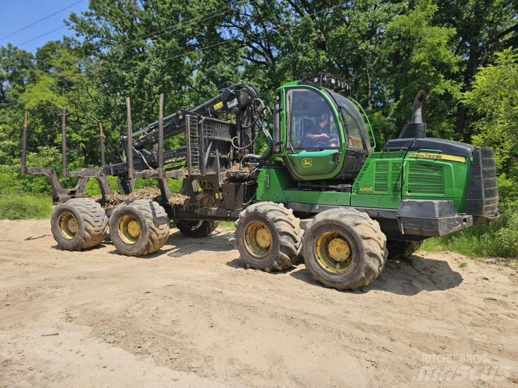 John Deere 1210 G Abbattitrici, Disboscatrici