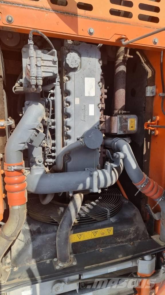 Doosan DX 225 LC Escavatori cingolati