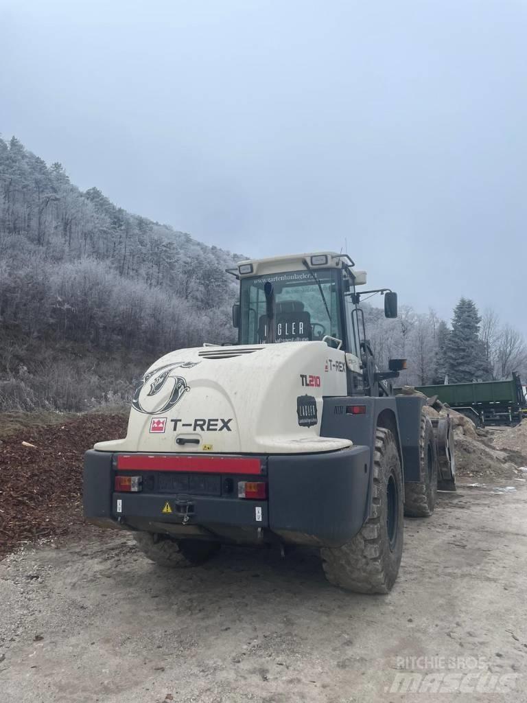 Terex TL 210 Pale gommate