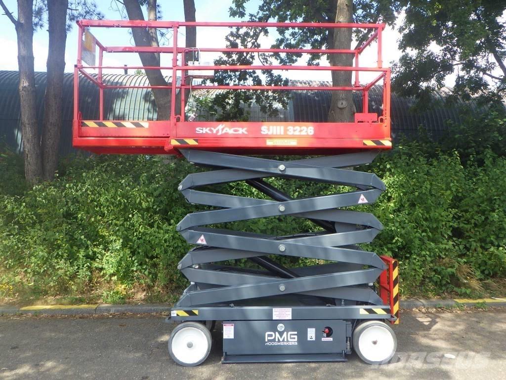 SkyJack SJ3226 Piattaforme a pantografo