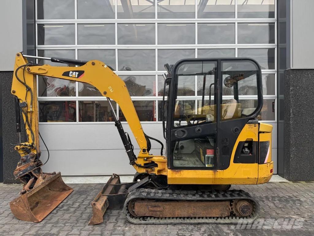 CAT 302.5C Miniescavatori
