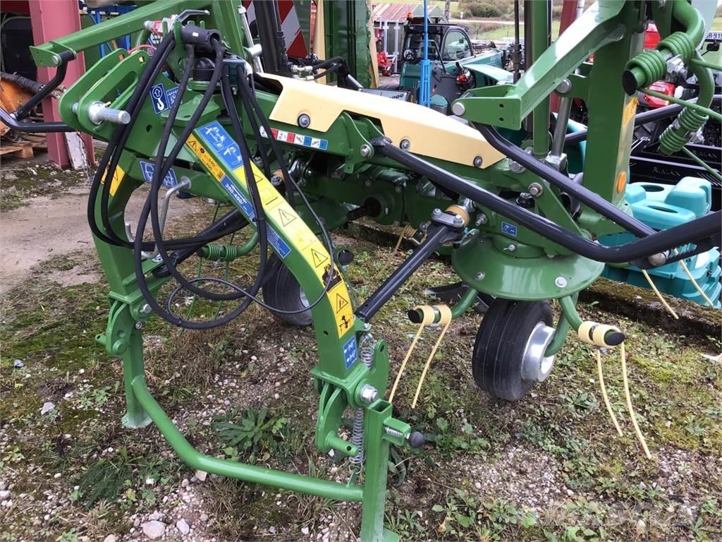 Krone Vendro 820 Ranghinatori