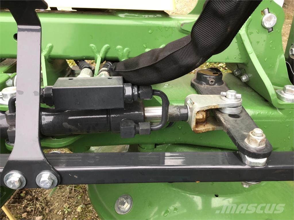 Krone Vendro 820 Ranghinatori