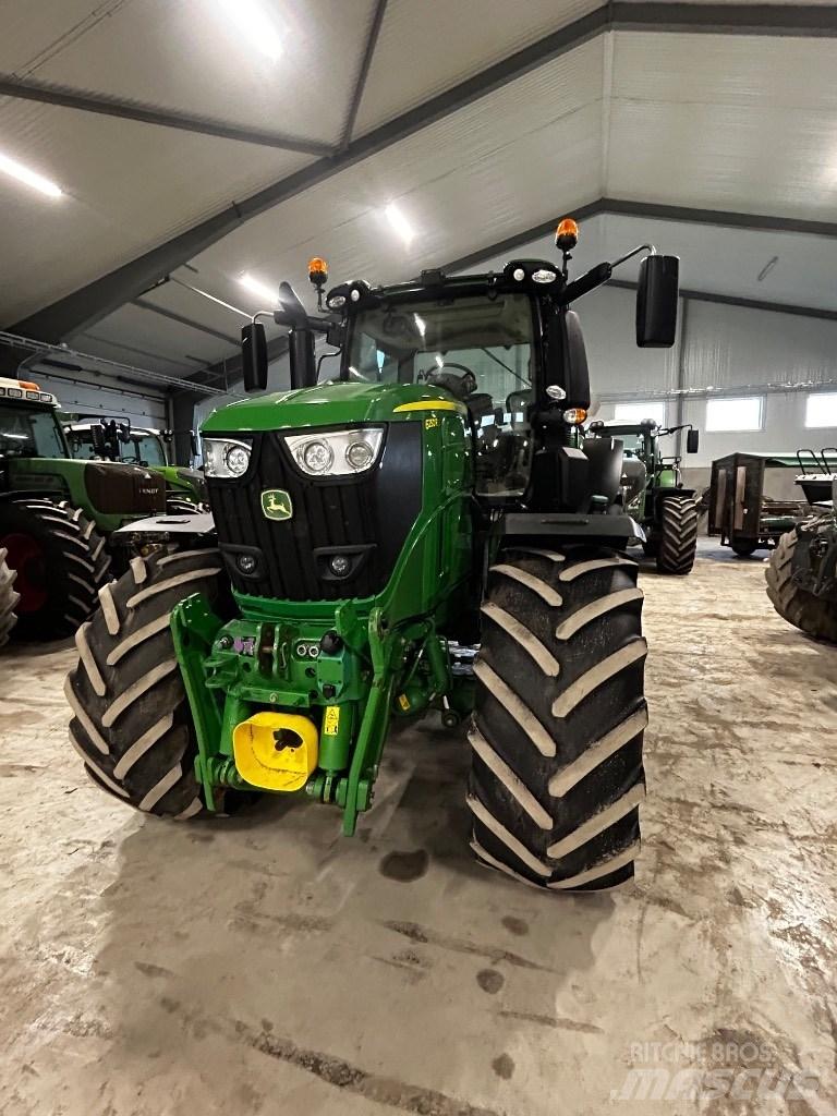 John Deere 6250r Trattori