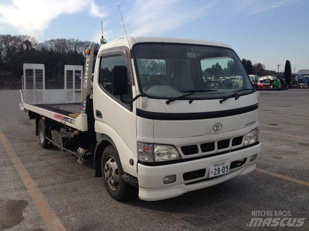 Toyota PB-XZU423 Trasportatore per veicoli