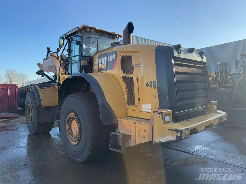CAT 980M Pale gommate
