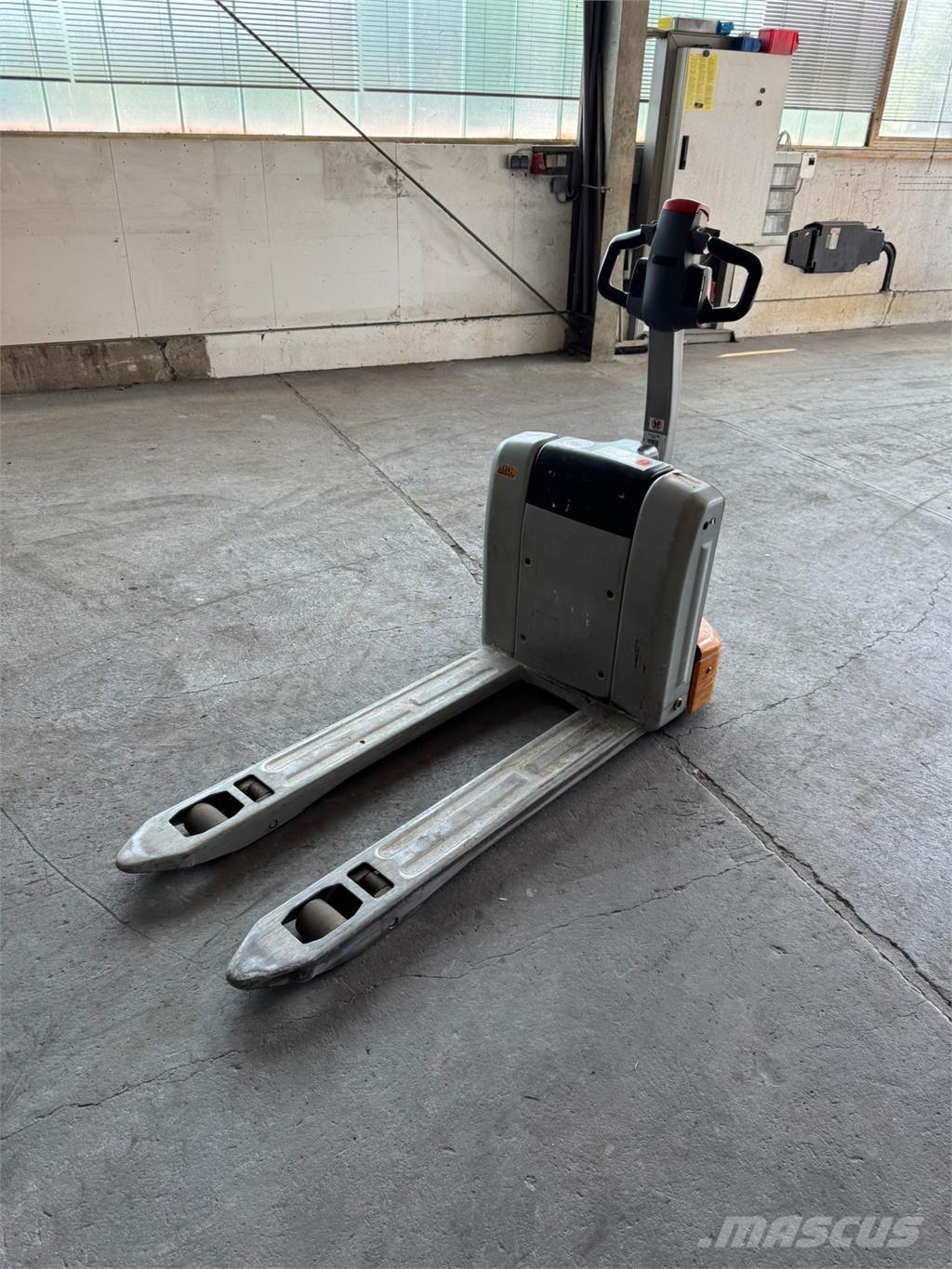 Still ECH 15 Transpallet uomo a terra