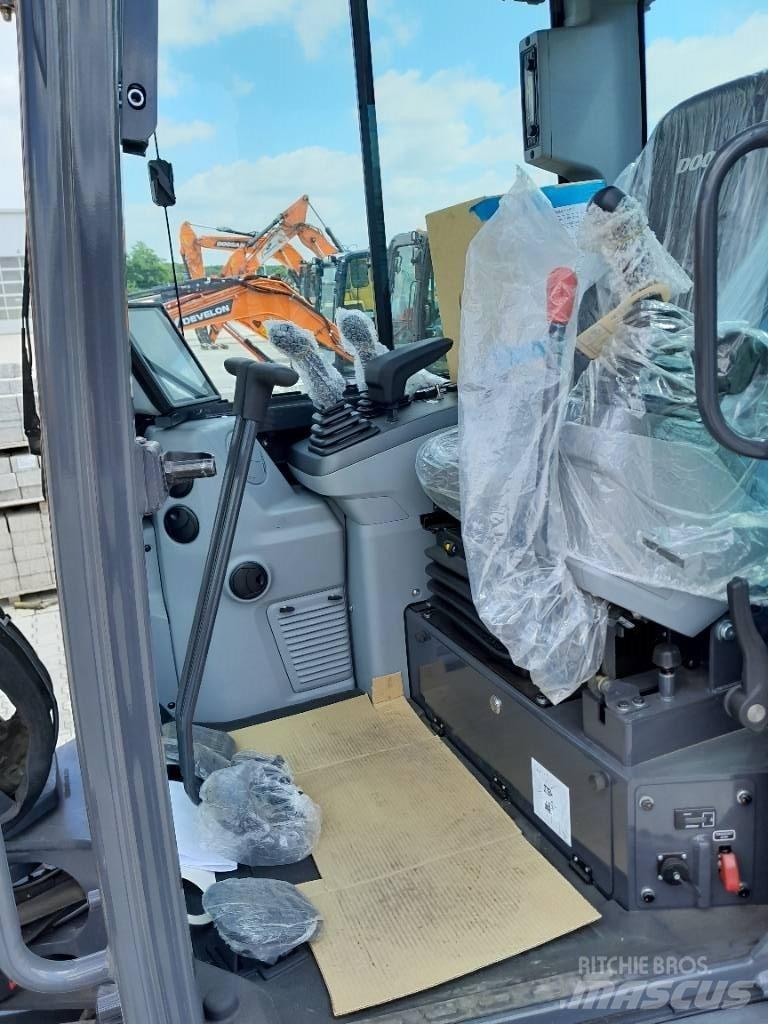 Doosan DX 63-7 Mini excavators < 7t (Mini diggers)