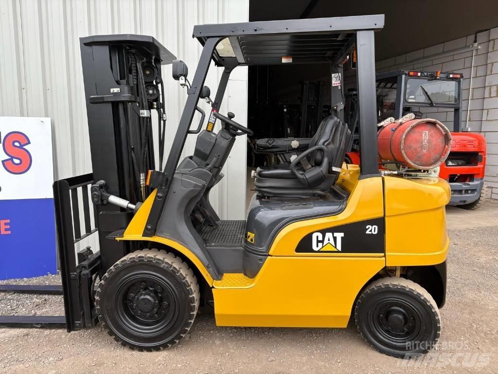 CAT GP 20 N Carrelli elevatori GPL
