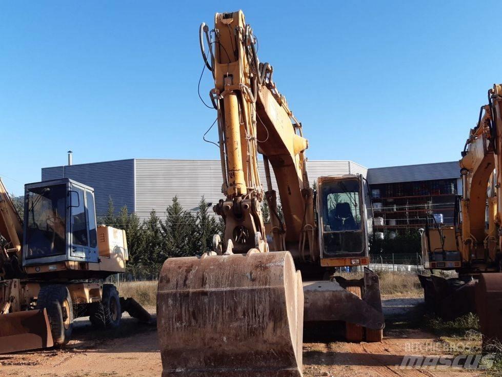 Liebherr A 932 Escavatori gommati