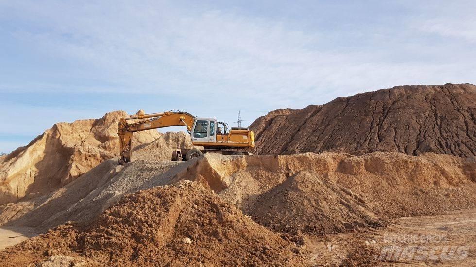 Liebherr A 932 Escavatori gommati