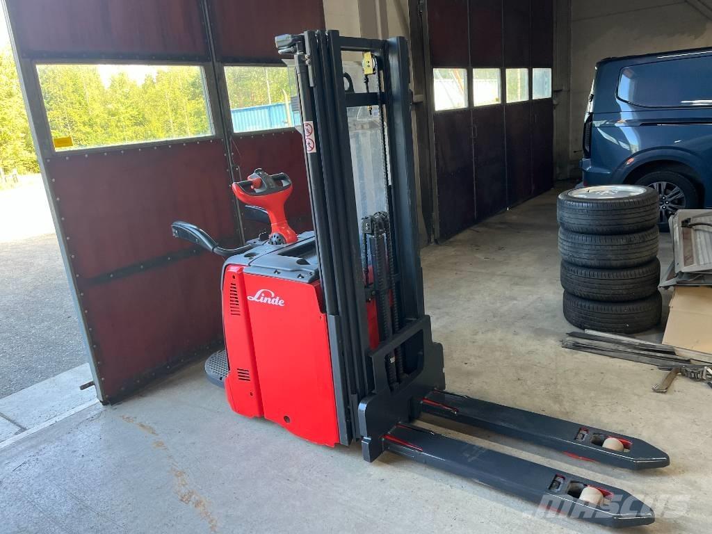 Linde D 14 AP Carelli stoccatori  automatici-usati