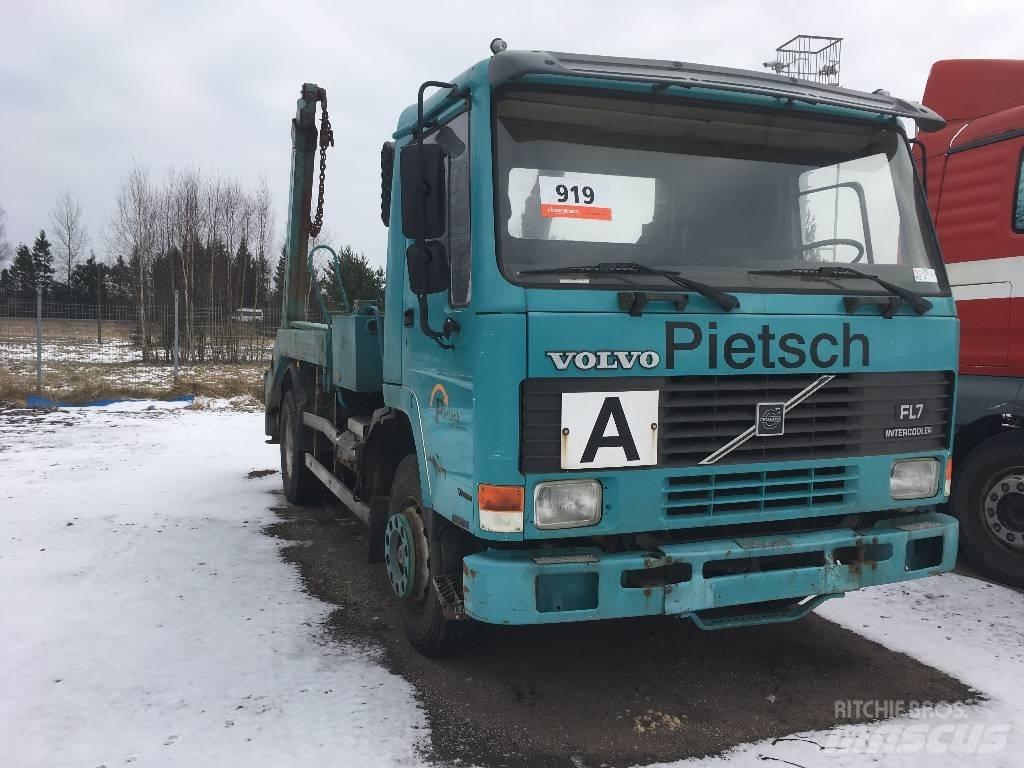 Volvo FL7 Camion con gancio di sollevamento