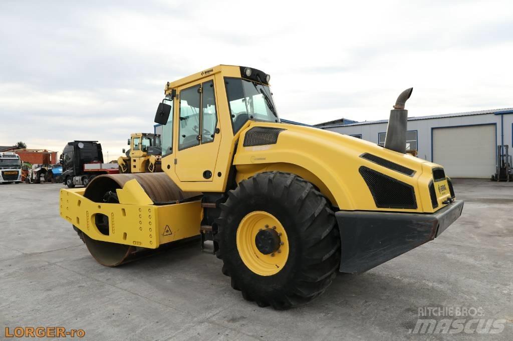 Bomag BW 216 D H-4 Rulli monotamburo