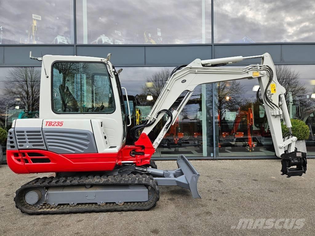 Takeuchi TB 235 Miniescavatori