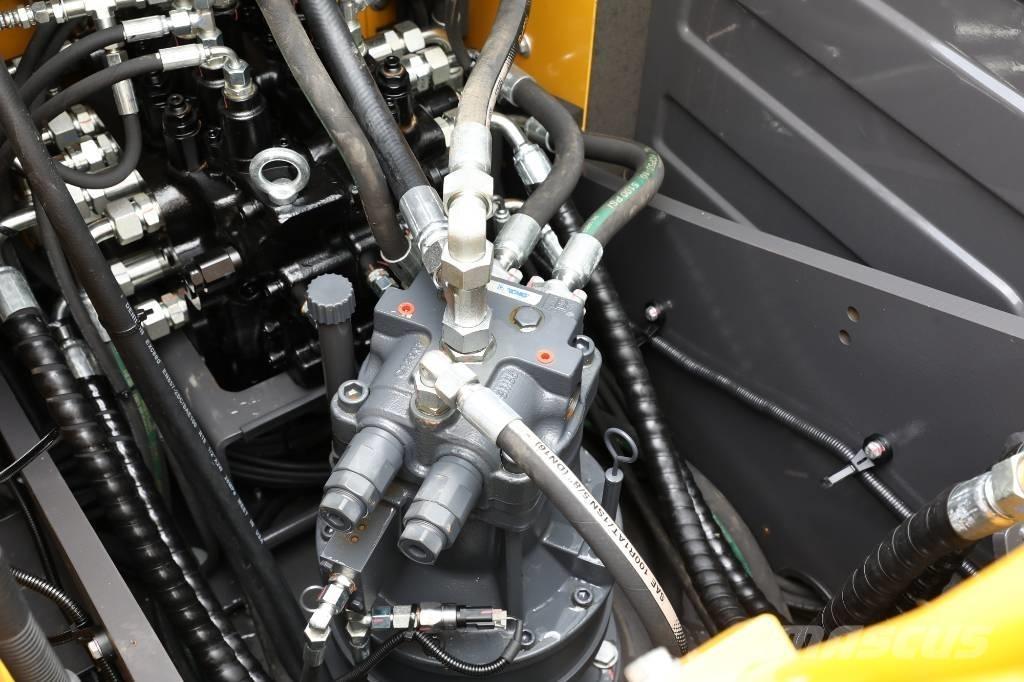 XCMG XE135GA Escavatori cingolati