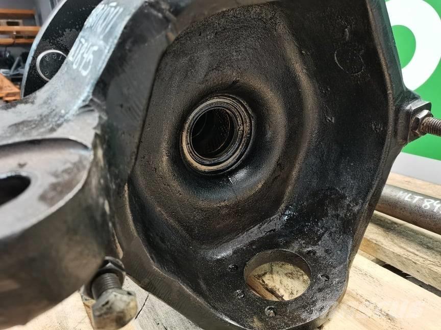 Manitou MHT 790 axle Assi