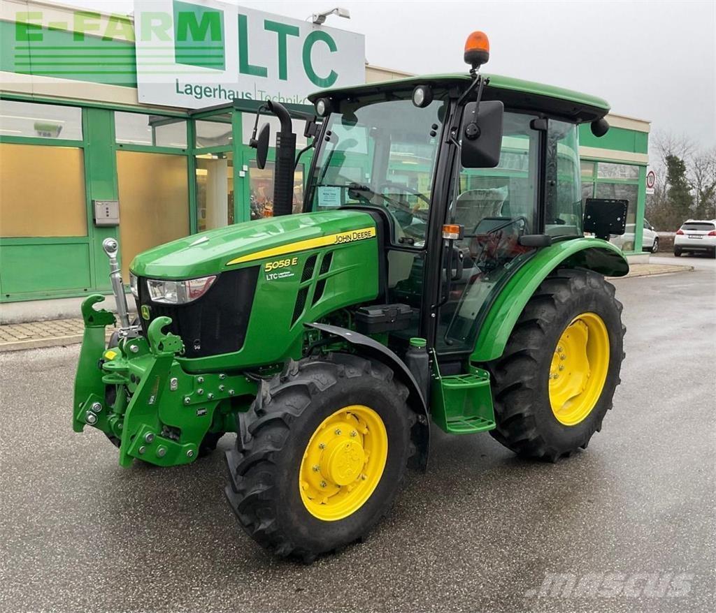 John Deere 5058E Trattori
