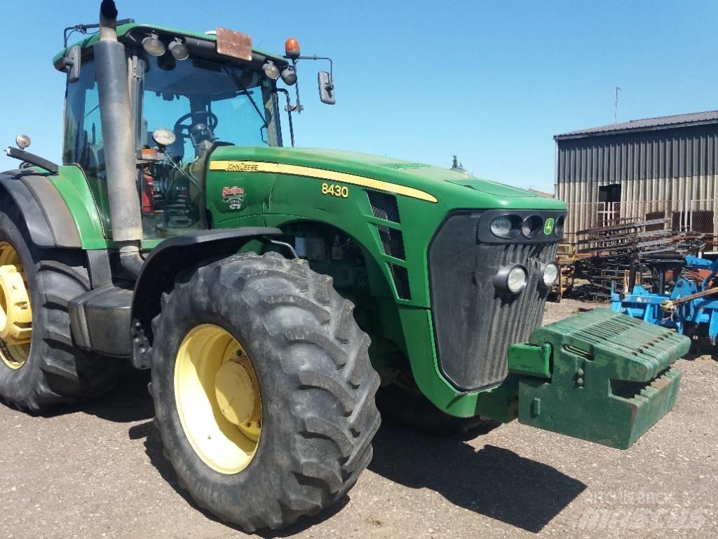John Deere 8430 Trattori