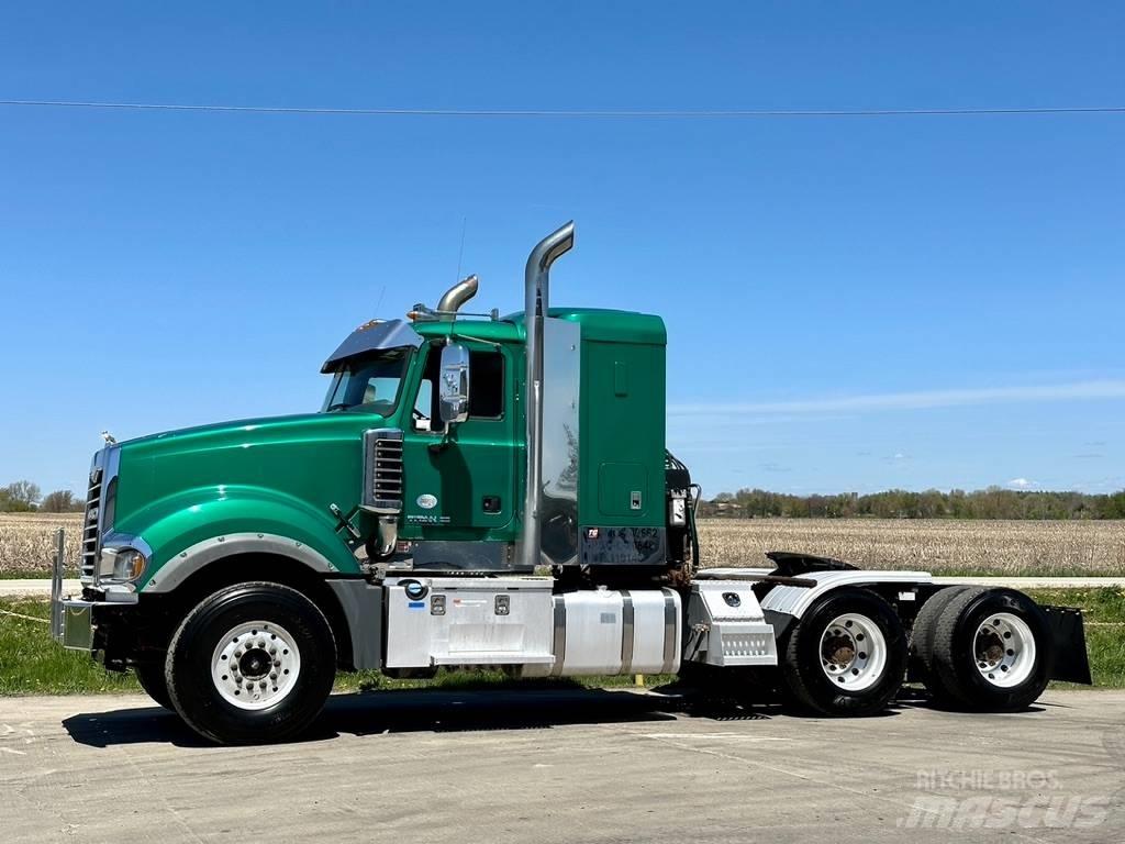 Mack TD713 Camion altro