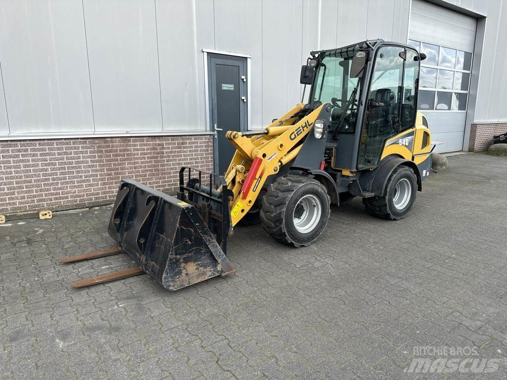 Gehl AL540 Pale gommate