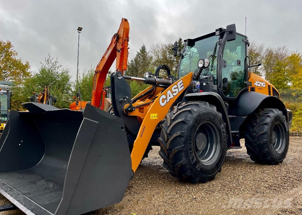 CASE 421 G Pale gommate