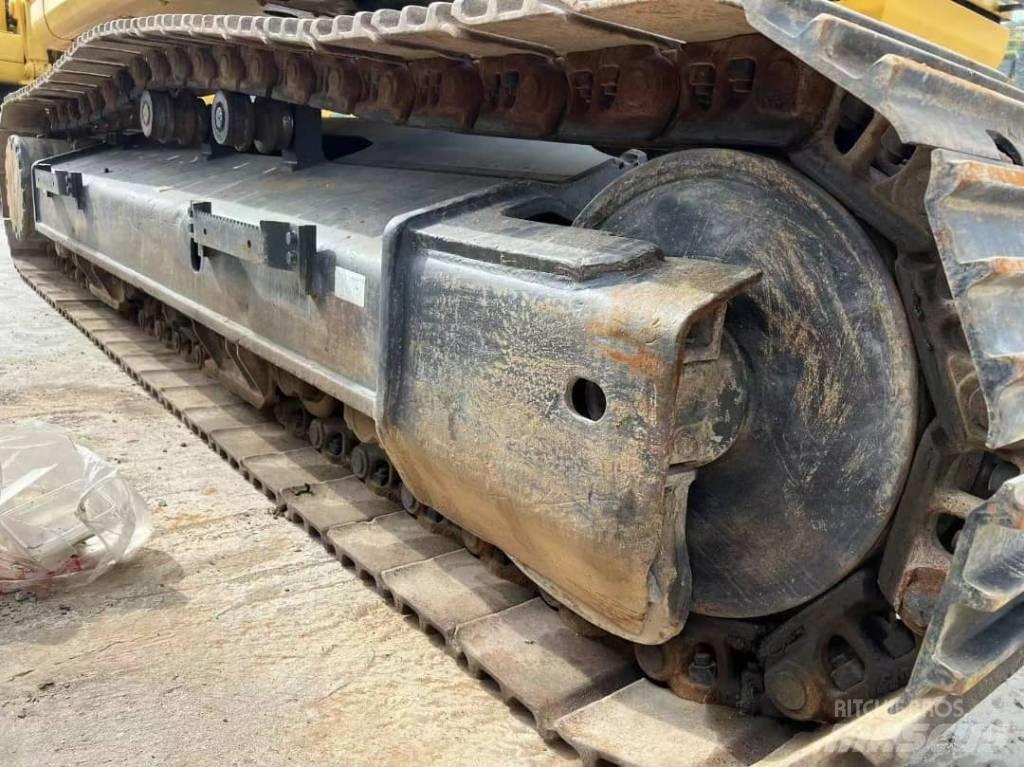Komatsu PC430-8 Escavatori cingolati