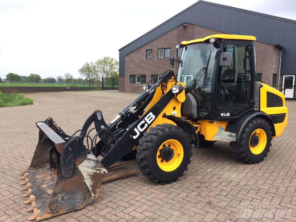 JCB 406 Pale gommate