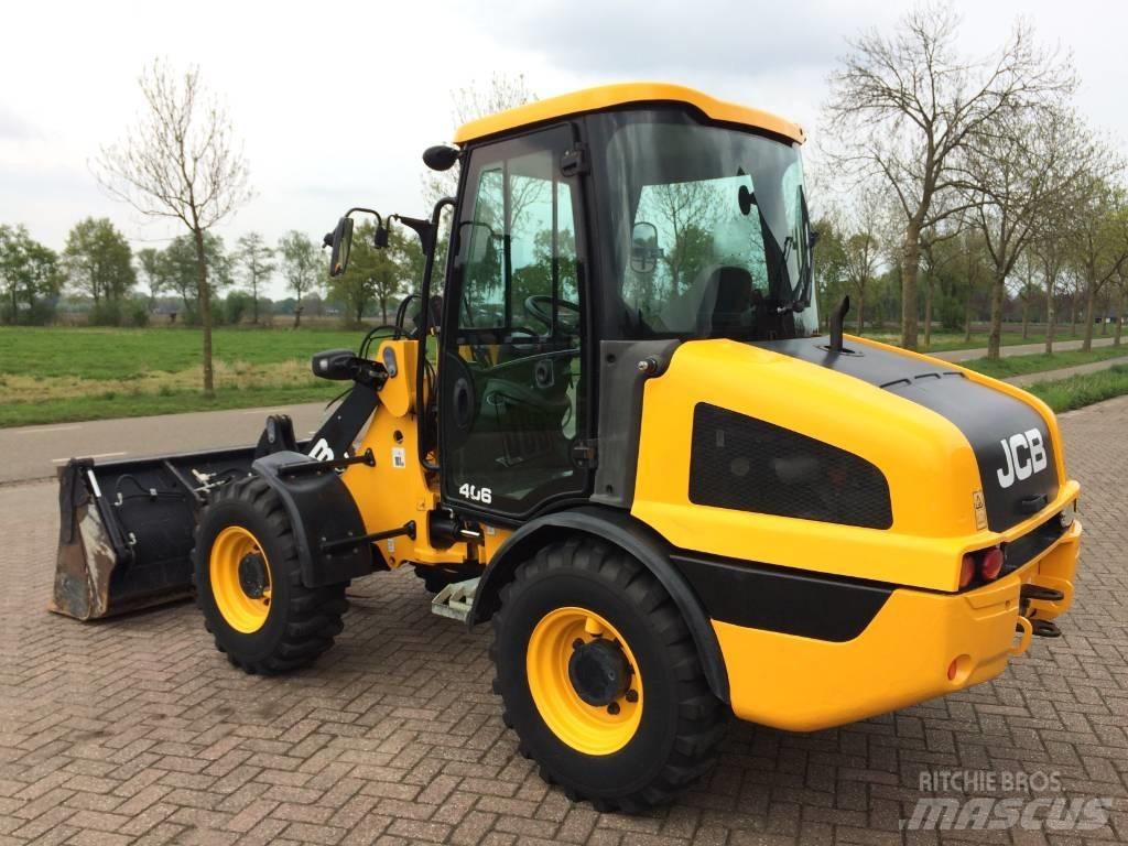 JCB 406 Pale gommate