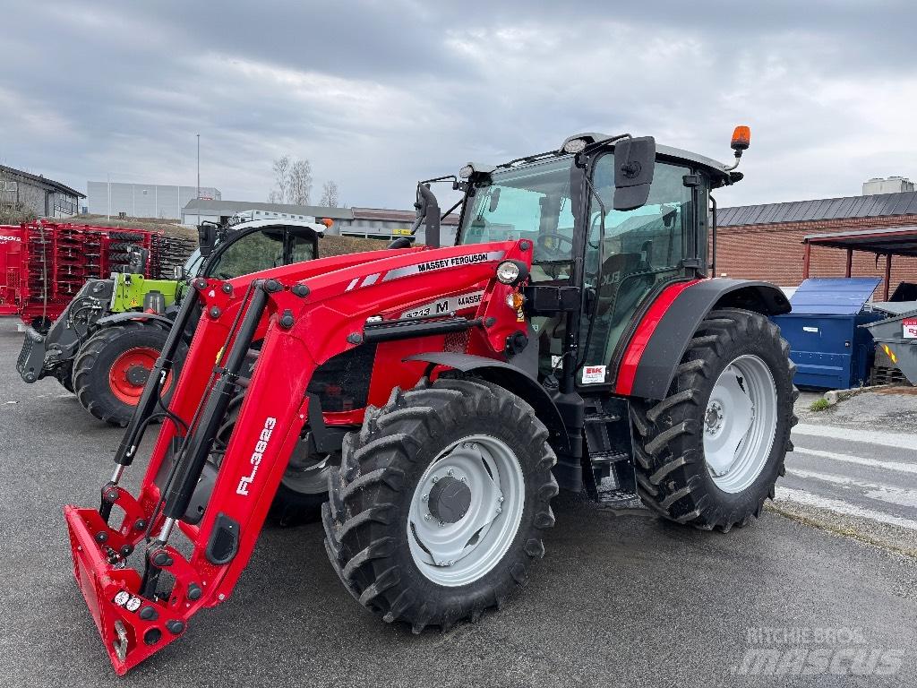 Massey Ferguson 5713 Trattori