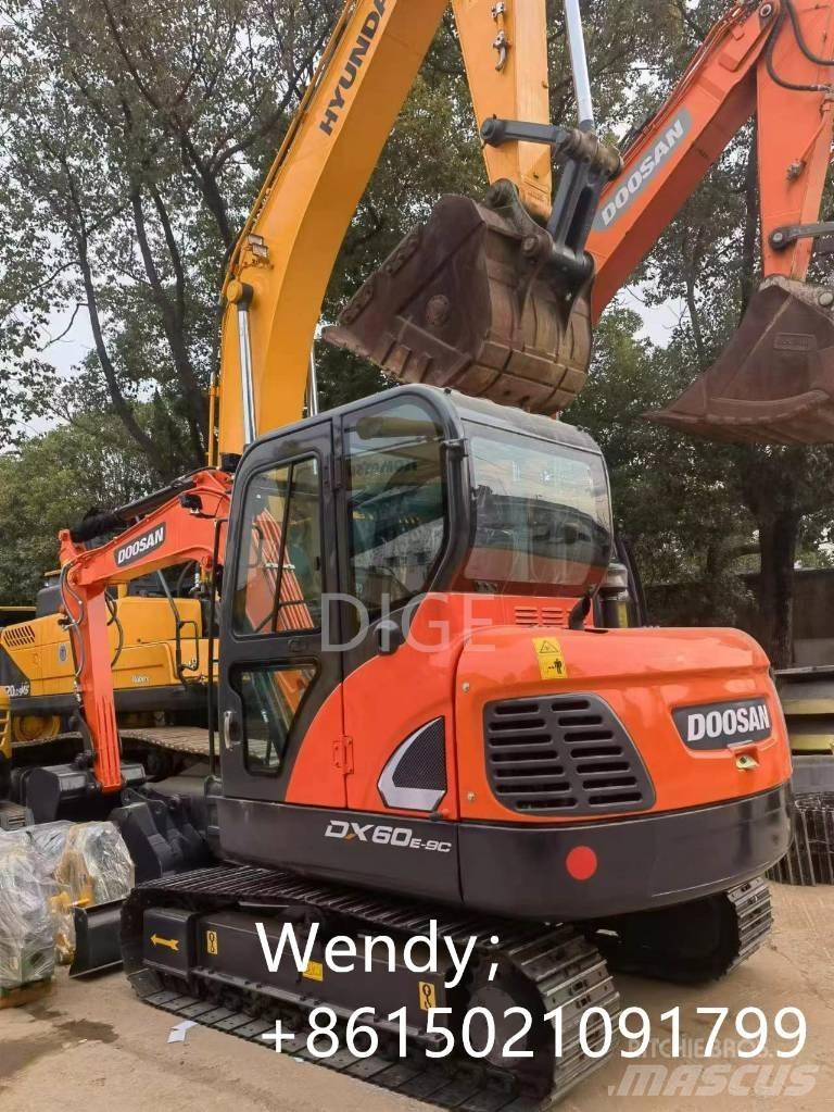 Doosan DX 60 Escavatori medi 7t - 12t