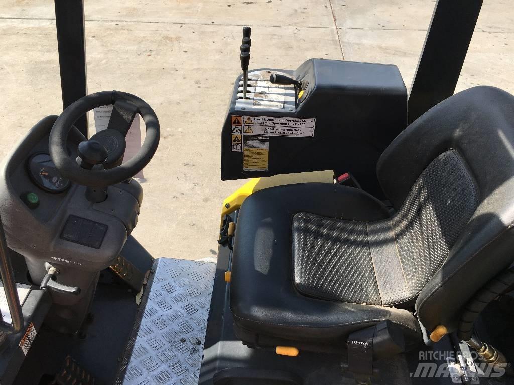 Aisle-Master 20S Elevatore passaggio stretto
