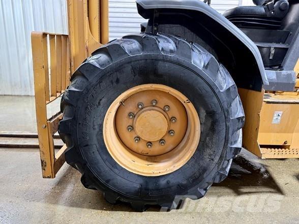 CASE 586H Elevatore per esterni