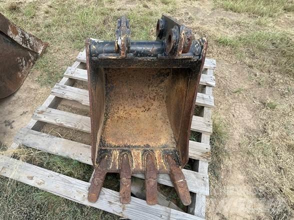 Kubota BT3003 Benne