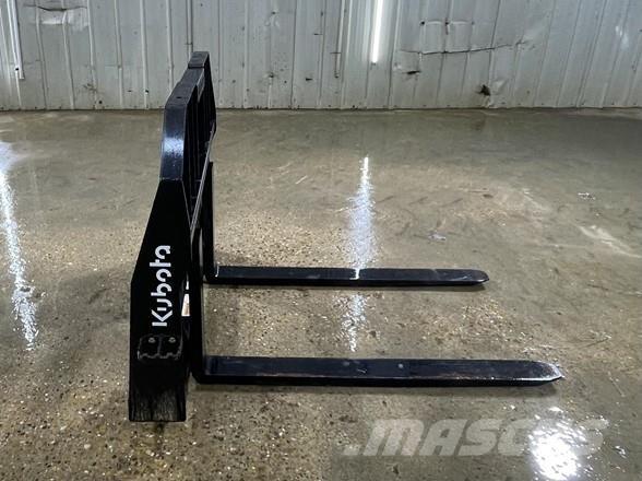 Kubota PFL4648 Forche