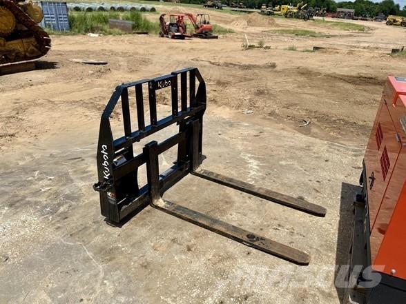 Kubota PFL4648 Forche