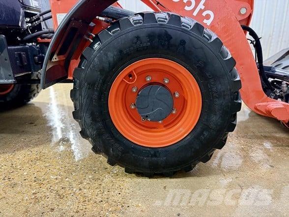 Kubota R540 Pale gommate