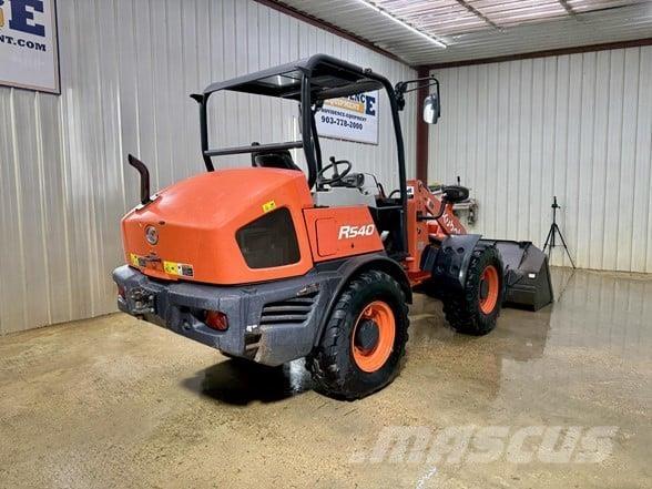 Kubota R540 Pale gommate