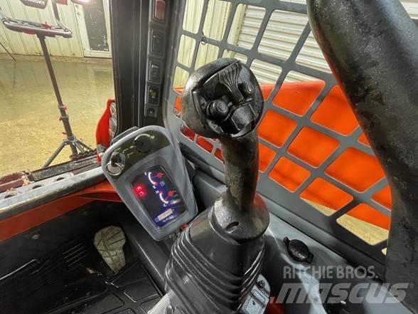 Kubota SSV65 Mini Pale Gommate