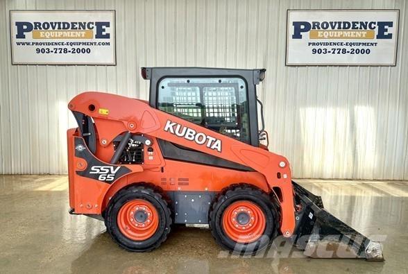Kubota SSV65 Mini Pale Gommate