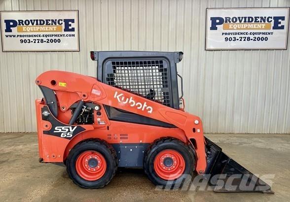 Kubota SSV65 Mini Pale Gommate