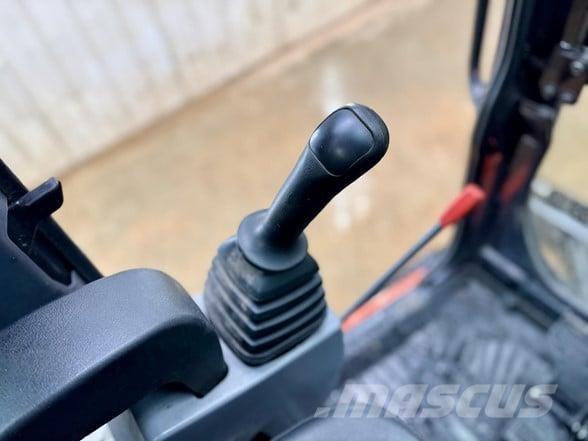 Kubota U35-4 Miniescavatori